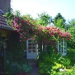 Diena - Mit Toller Ausstattung Und Zwei Terrassen Apartmán *